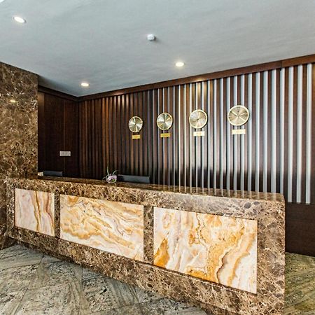 Shera Park Boutique Hotel الماتي المظهر الخارجي الصورة
