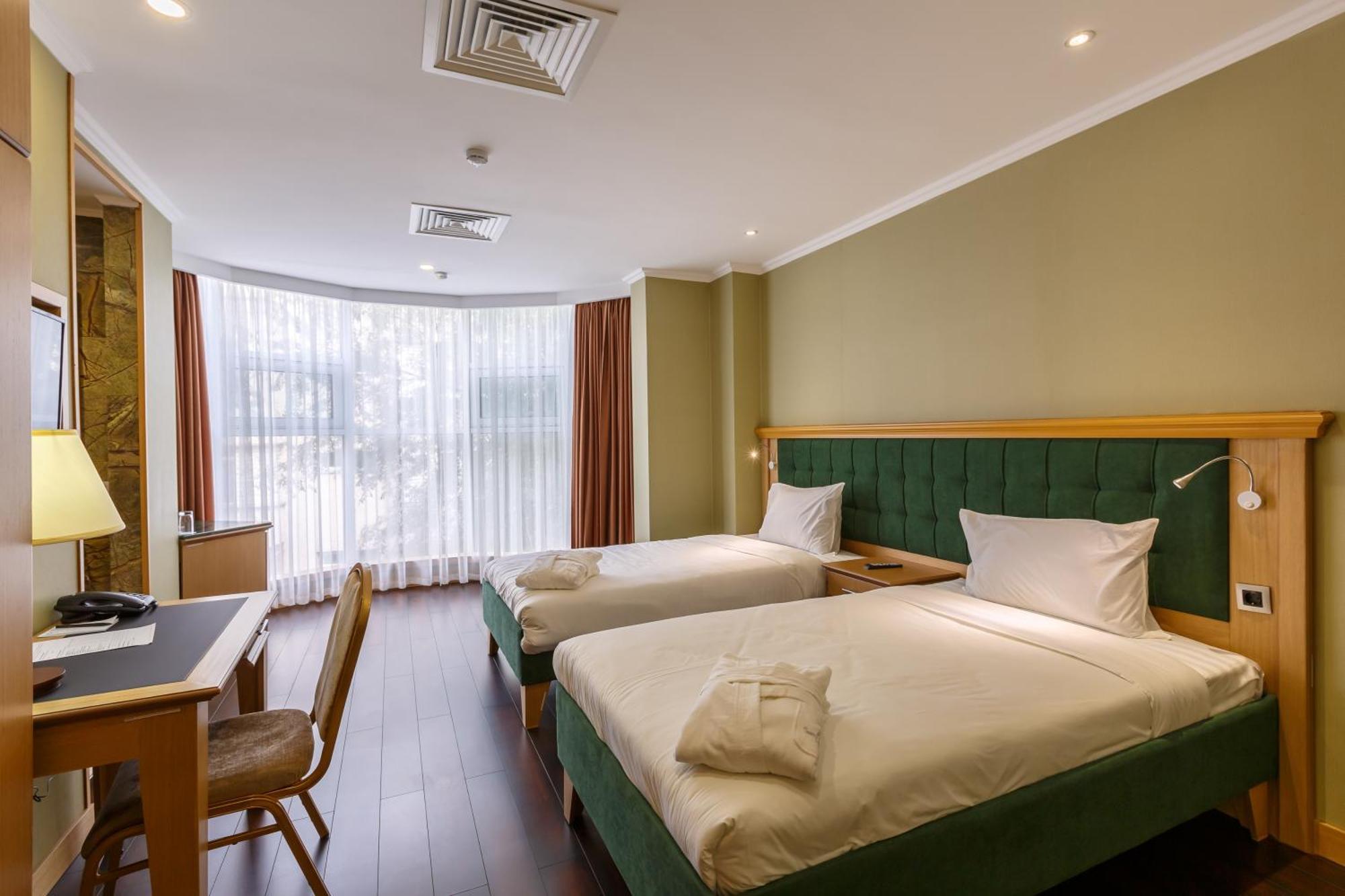 Shera Park Boutique Hotel الماتي المظهر الخارجي الصورة