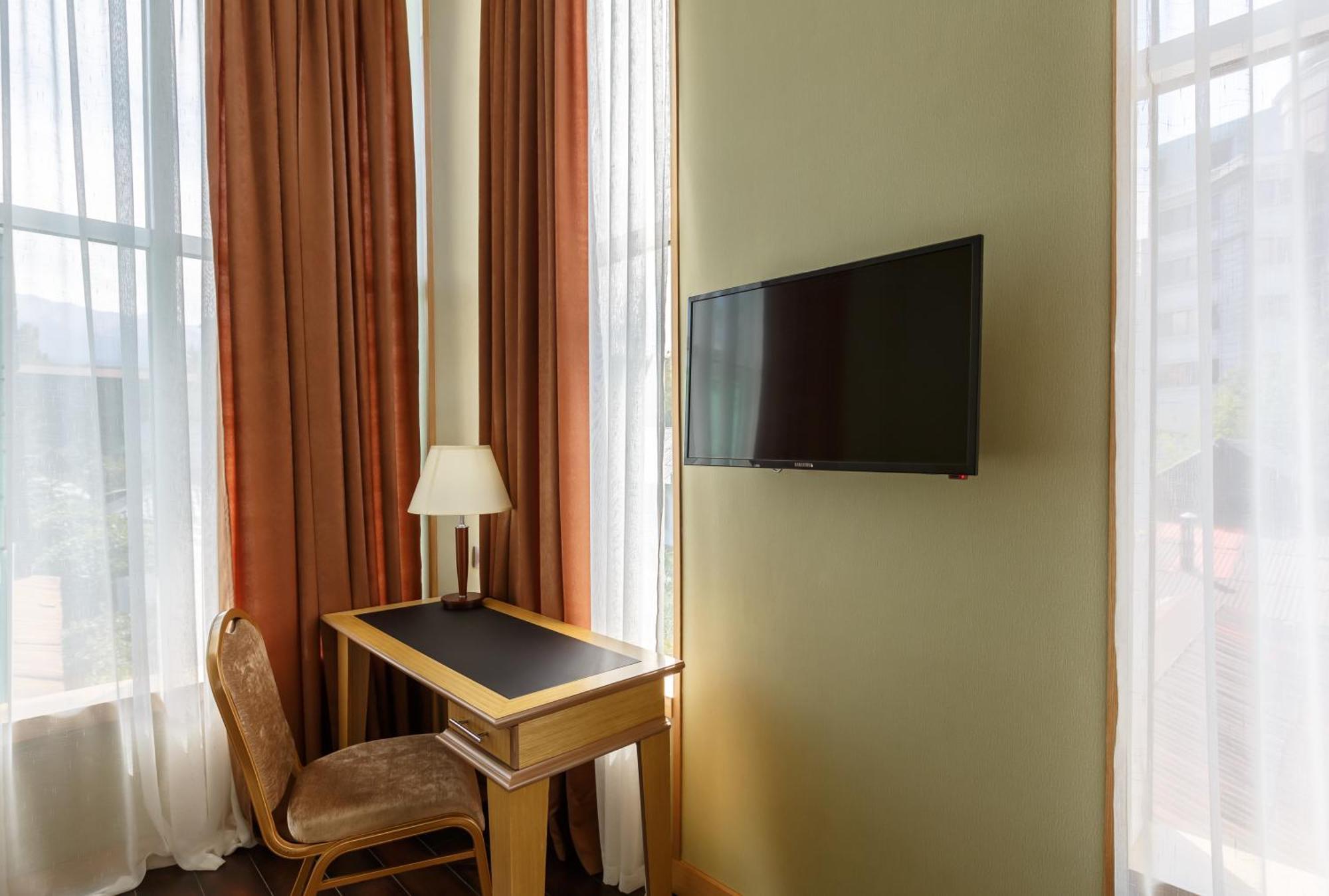 Shera Park Boutique Hotel الماتي المظهر الخارجي الصورة